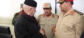 رئيس الأركان العامة بالجيش الليبي مع القائد الأعلى للقوات المسلحة