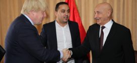 فخامة رئيس مجلس النواب يستقبل وزير الخارجية البريطاني بمدينة طبرق