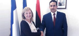 النائب الأول فوزي النويري مع السفيرة الفرنسية لدى ليبيا